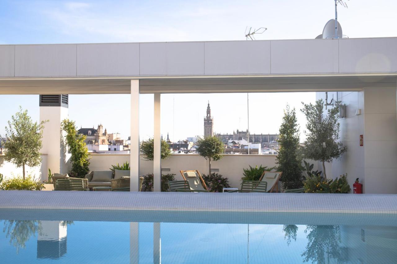 Nqn Aparts & Suites Sevilla Ngoại thất bức ảnh